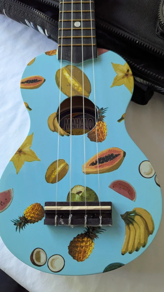 Mahalo Ukelele Soprano U1 KIT LBU With Case Maple & NUBONE Saddle - Image 4 of 4