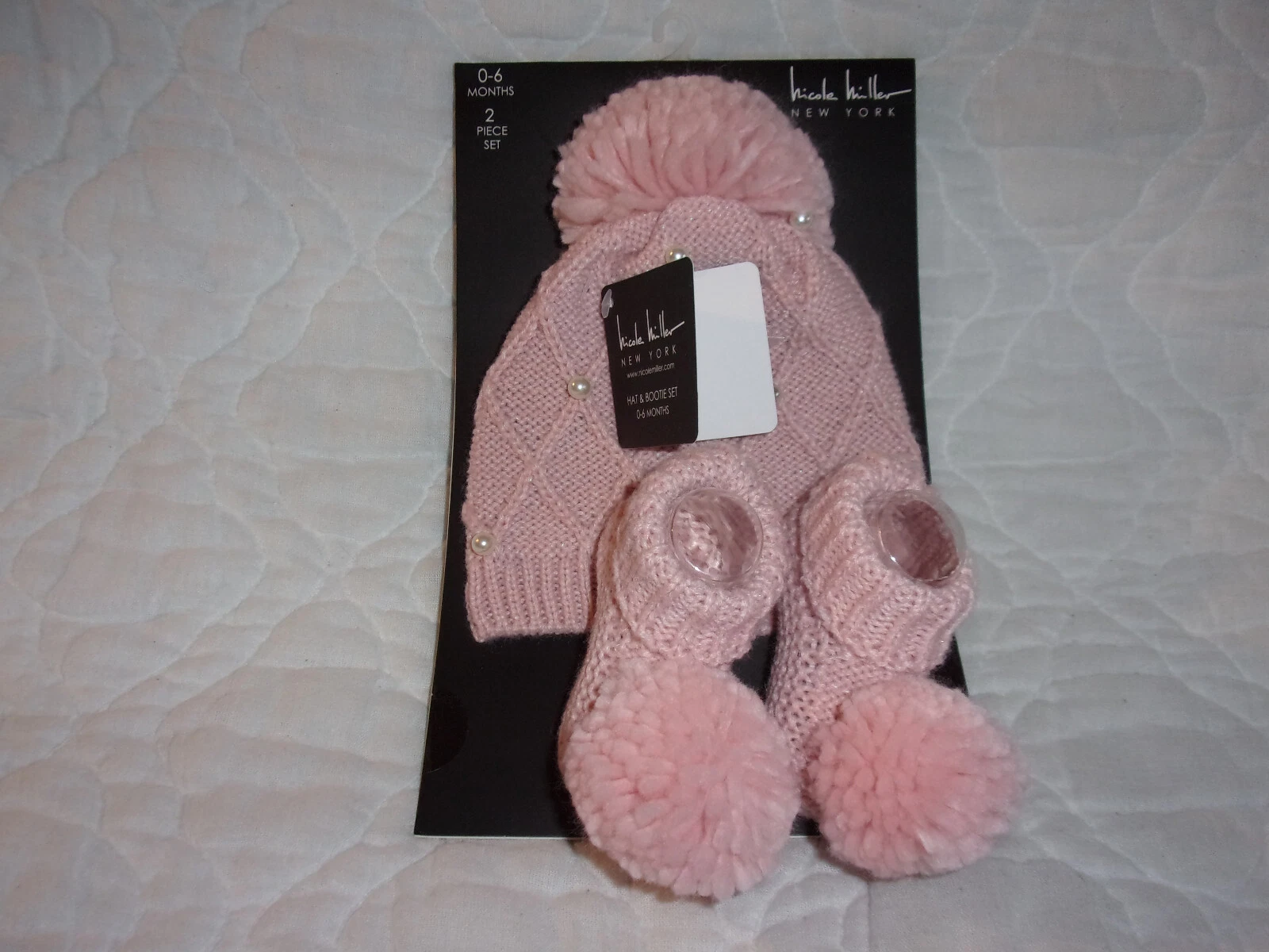NICOLE MILLER 0-6 MONTHS INFANT BABY BEANIE POM POM HAT & BOOTIE SET NEW CROCHET