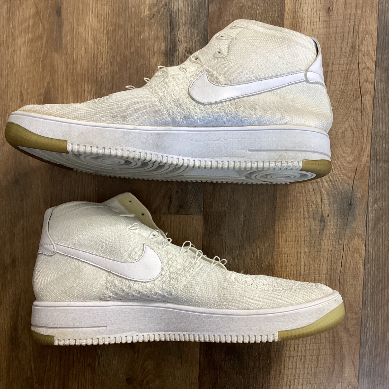NIKE Air Force 1 Ultra Flyknit Mid Top 