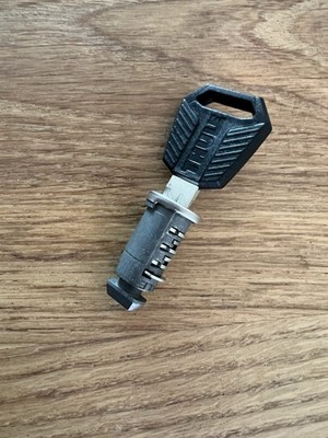 Original Thule Schließzylinder + Schlüssel N223