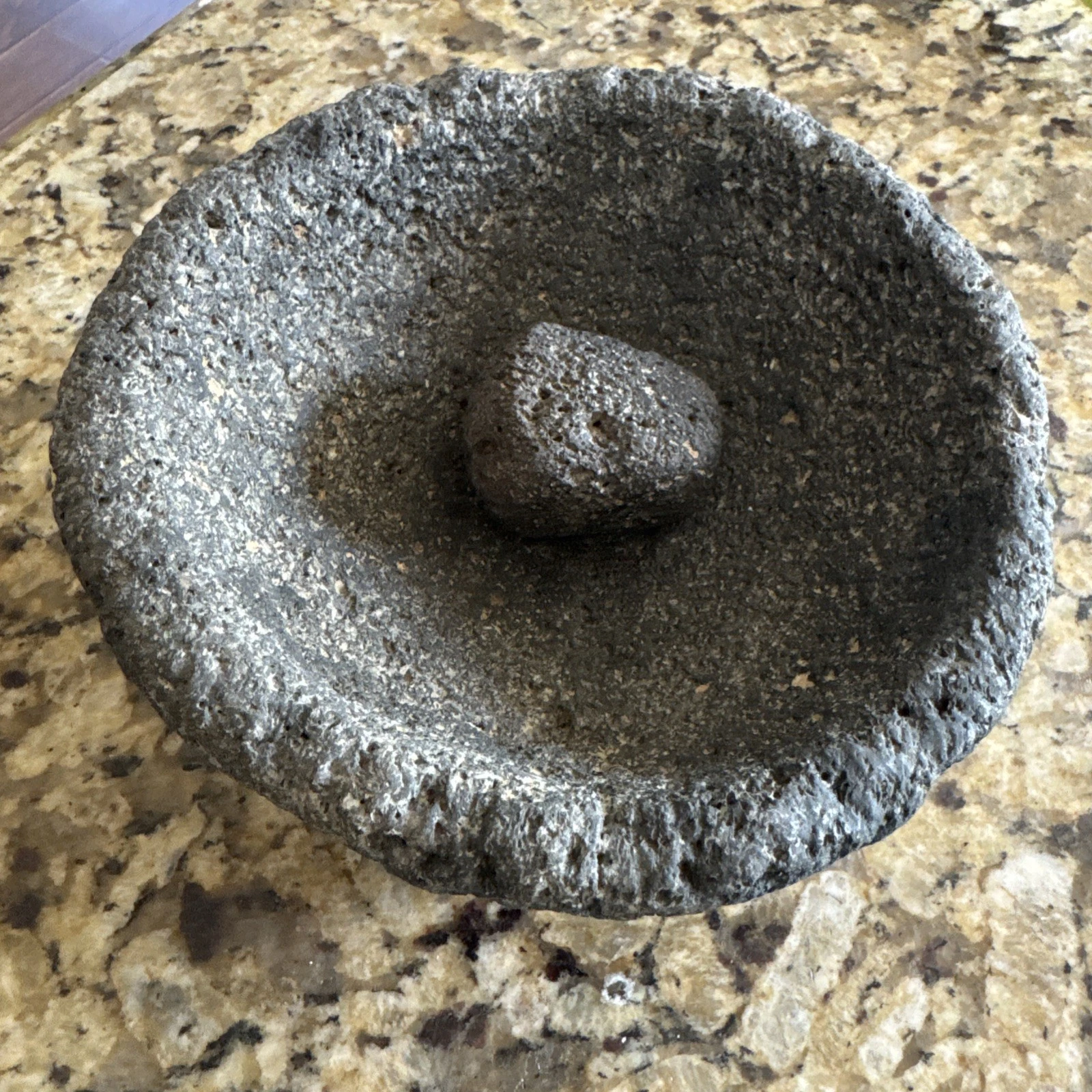 Authentic Traditional Mexican Molcajete (Mortar & Pestle) Handmade Lava Rock***
Opens in a new windo