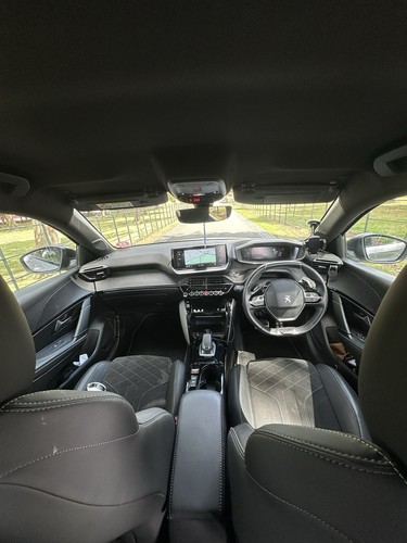 Peugeot 208 GT Premium Plus 1.2 Petrol Automatic 5 Door 2021 14k Miles Only FSH - Picture 12 of 22