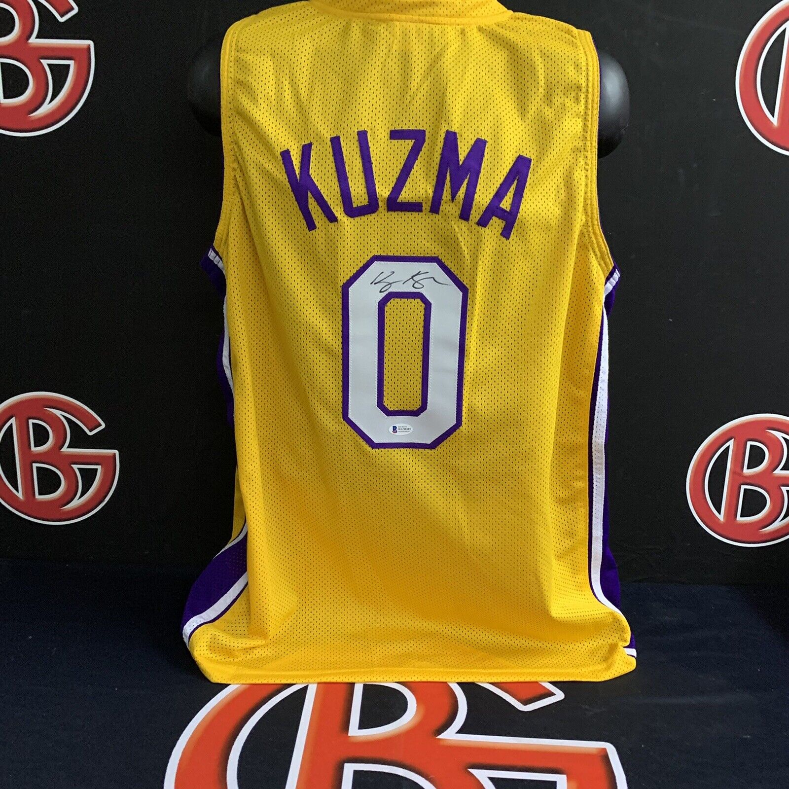 Kyle Kuzma Los Angeles Lakers Signed Gold Jersey Autographed BAS