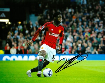Mainoo Autograph Kobbie Mainoo Signed 10x8 Photo Manchester United Autograph Man Utd ...