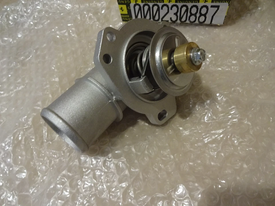 Ferrari 430 - Cubierta/Carcasa Termostato (NUEVO) - P/N 230887 Foto 4 de 4