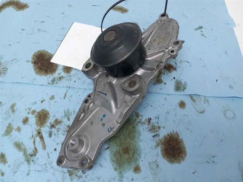 Bomba de agua Honda Odyssey 1999-2004 59846 Foto 3 de 4