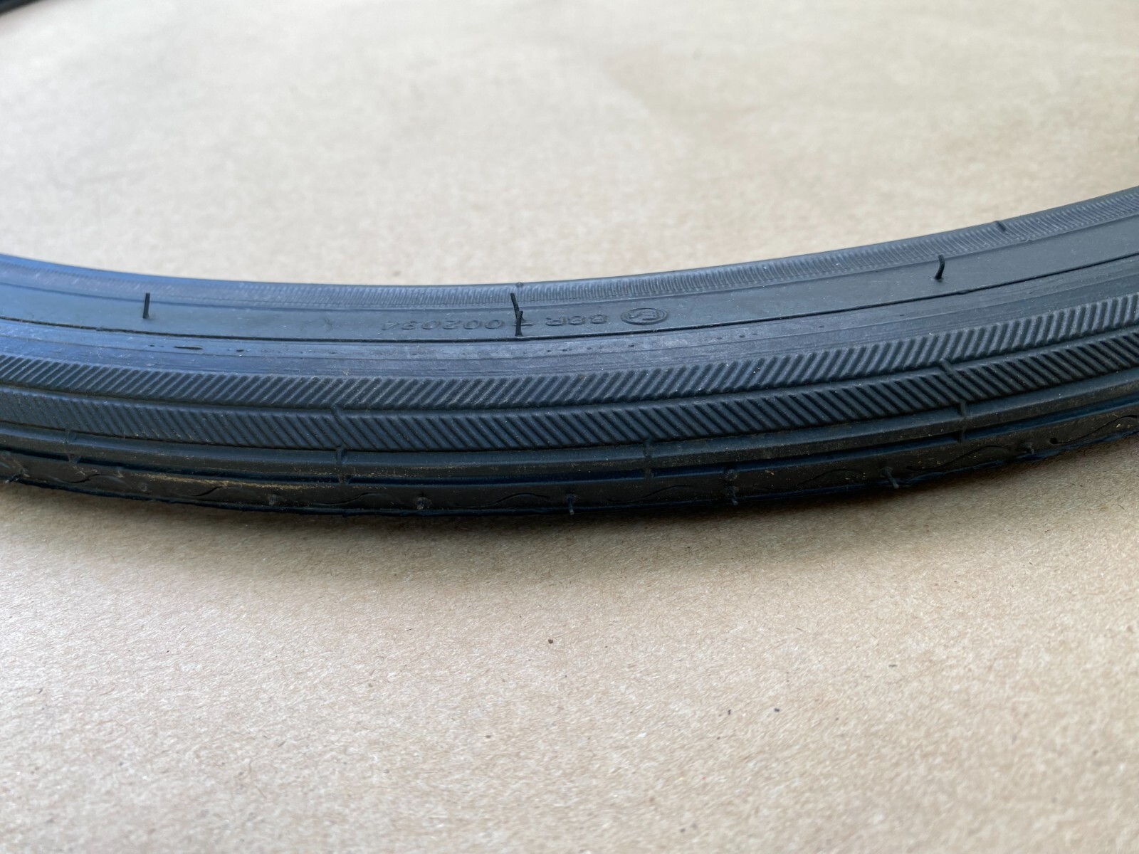 Cycling Tire -Kenda Sunlite Road Bike Tire 26 x 1-3/8" 37-590