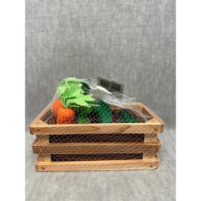 Pottery Barn Kids Veggie Garden Set Multicolor 11 Piece Felt Food Wooden Crate