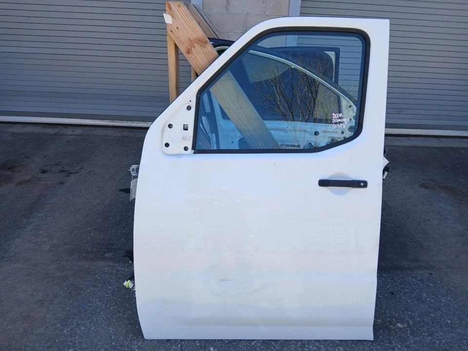 (LOCAL PICKUP ONLY) Driver Left Front Door Electric Fits 16-20 NV 1500 775096 - Image 4 of 4