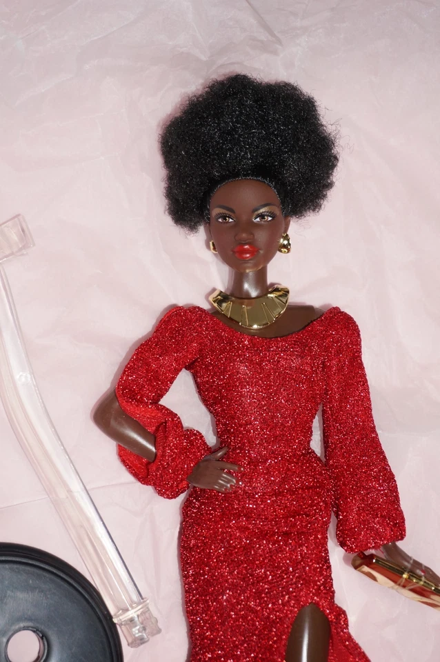 First Black Barbie Signature vintage reproduction 40th Anniversary doll Mattel - Image 2 of 4