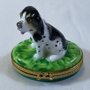 Peint Main Limoges France Authentic Hand Painted Porcelain Dog on Trinket Box