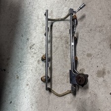 86-93 Ford Mustang 5.0 Efi Fuel Rail Regulator And 6 Injectors 302ci