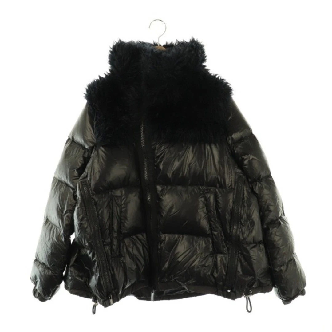 Piumino Sacai 18 04041 pelliccia sintetica volume 4 nero blu navy MI usato7e1e4f