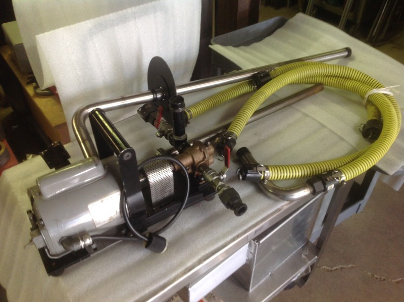transfer pump w/ 3 hoses , connectors & pick up tubes- 110v.