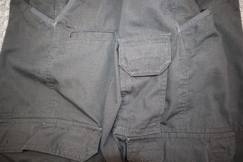 5.11 Tactical Series Shorts Herren Größe 44 Cargo Style Taschen schwarz Reißverschluss fliegen - Bild 4 von 19