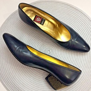 anne klein navy pumps