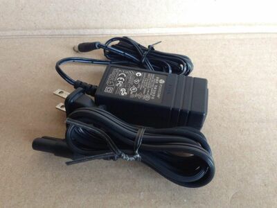 Original Polycom SoundPoint IP-Universal AC Netzteil 24V DC
