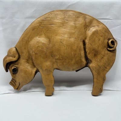PIG Plaque 1983 Alpha Rez Co. Carved Wood Resin Pig 3D Dated & Signed 13-in