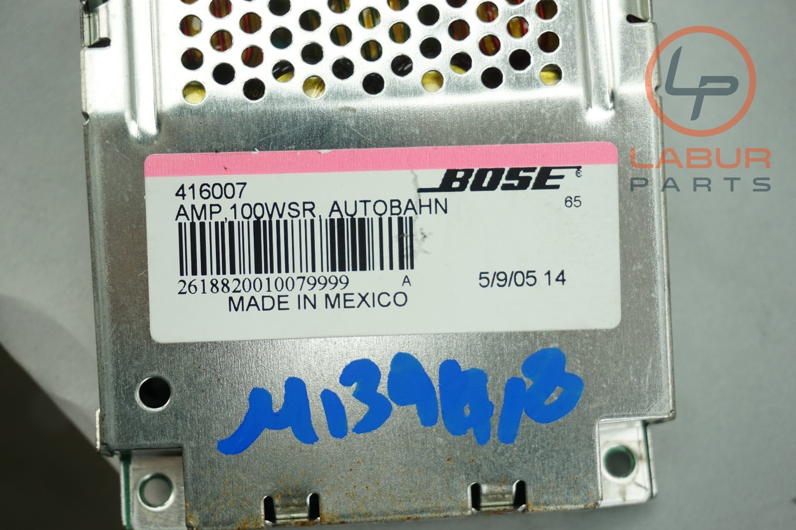 M139 03-19 Maserati GranTurismo Quattroporte Front Subwoofer w/ Amplifier A902