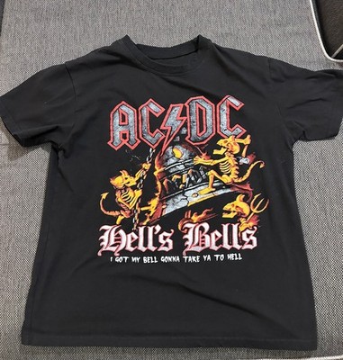 Vintage early 2000s ACDC Hells Bells t-shirt Large