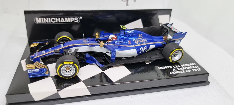 MINICHAMPS 417170036 F1 1/43 SAUBER FERRARI C36 GIOVINAZZI SIGNED AT LE MANS 23 - Immagine 2 di 4