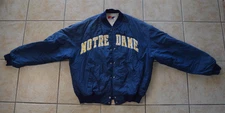 Vintage Notre Dame Fighting Irish Puffer Jacket Swingster USA Large Button