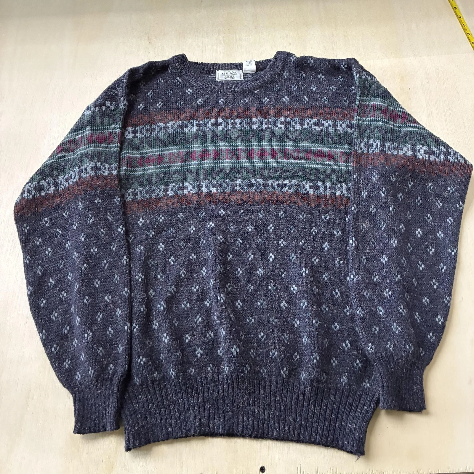 Vintage The Men's Store Sweater Mens XL Gray Fair Isle Tight Knit Wool Pullover
Opens in a new windo