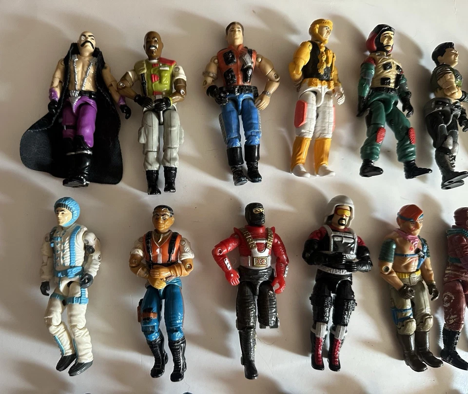 HUGE LOT VINTAGE 3.75" GI JOE ARAH 32 ACTION FIGURES HASBRO 1980s - Image 2 of 4