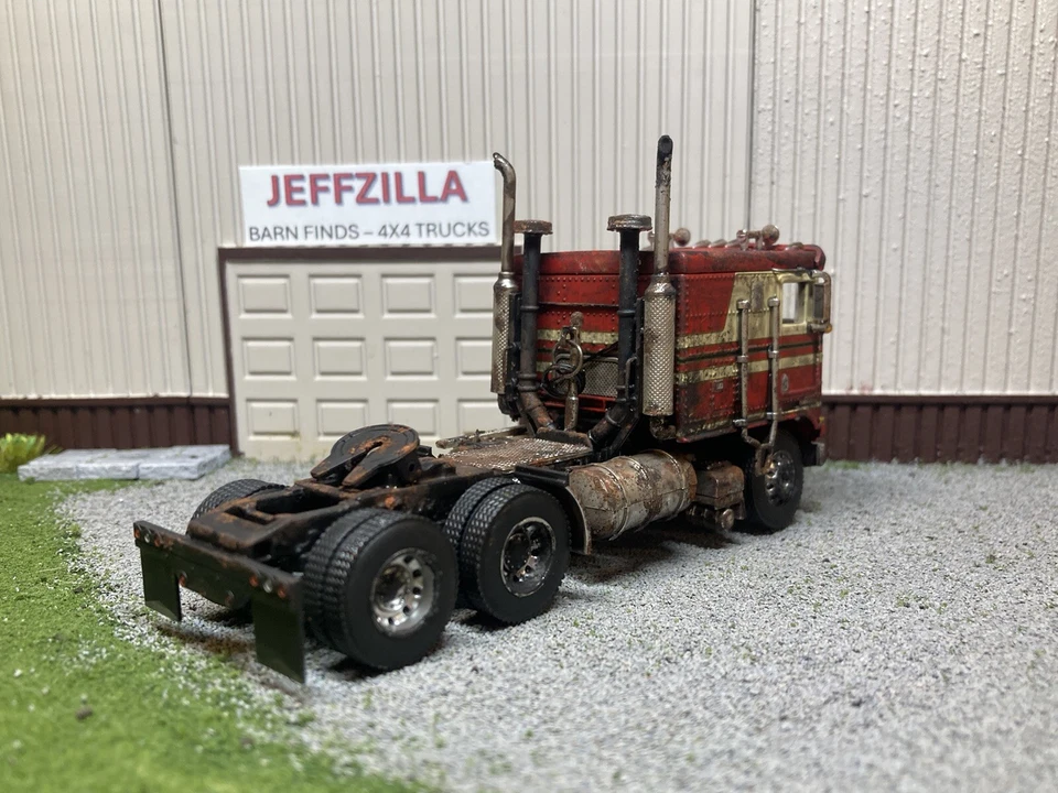 Kenworth K100 1/64 Diecast Rusty Weathered Semi Tractor Truck Barn Find DCP COE - Image 2 of 4