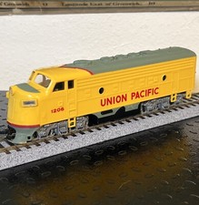 Vintage Bachmann HO Union Pacific Diesel Locomotive 1206 Runs Great