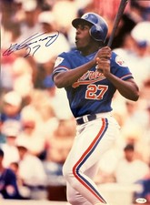 Vladimir Guerrero Rookie Cards and Autographed Memorabilia Guide 42