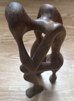 VINTAGE HANDGESCHNITZTE AFRIKANISCHE DENKENDE MANN / DENKER ABSTRAKTE HOLZFIGUR 