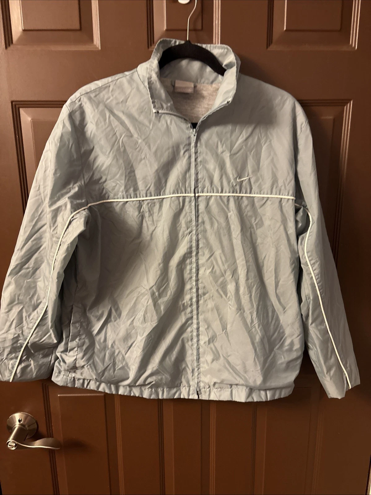 Nike Windbreaker Jacket Vintage 90s/Y2k, Light Green In Color, Size Medium