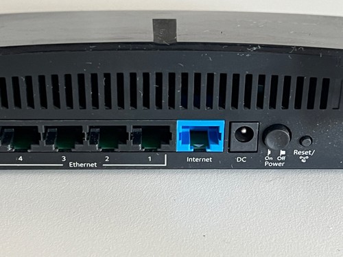 NETGEAR AC1000 WiFi Router Dual Band Wireless (1000 Mbps) - Model R6080 - Picture 6 of 6