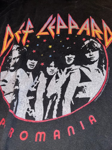 Def Leppard Pyromania 1983 Tour Junk Food Clothing Rock Band Tee T-Shirt Sz M - Picture 2 of 5