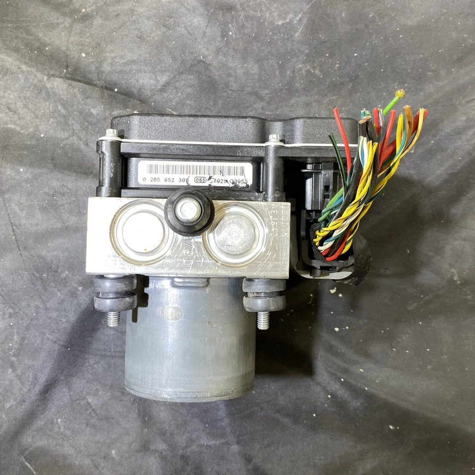 2016 LAND ROVER LR4 OEM ANTI LOCK BRAKE ABS PUMP ASSEMBLY FH22-2C405-AD 40K 15 - Image 4 of 4