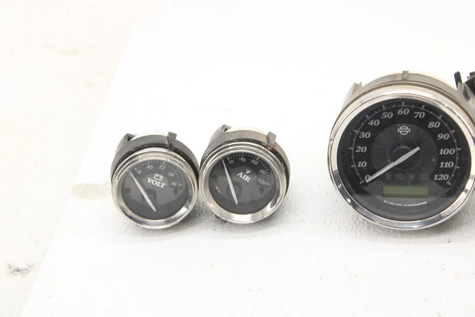 10-13 Harley Davidson Electra Speedo Tach combustible aceite voltio medidor de aire Foto 2 de 4
