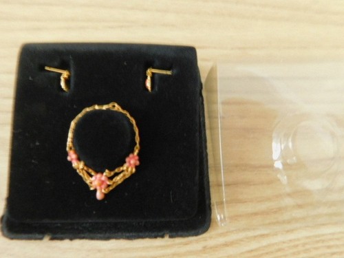 Franklin Mint Scarlett O’Hara Vinyl Portrait Doll Coral Jewerly In A Case