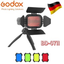 Godox BD-07II Barn Door with Removable Honeyc...
