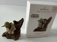 Jedi Master Yoda Magic 2011 STAR WARS HALLMARK Keepsake Ornament New Mint