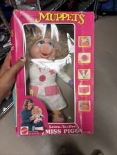 Vintage Mattel Jim Henson Muppets Learn-To-Dress Miss Piggy Doll Mattel 5612
