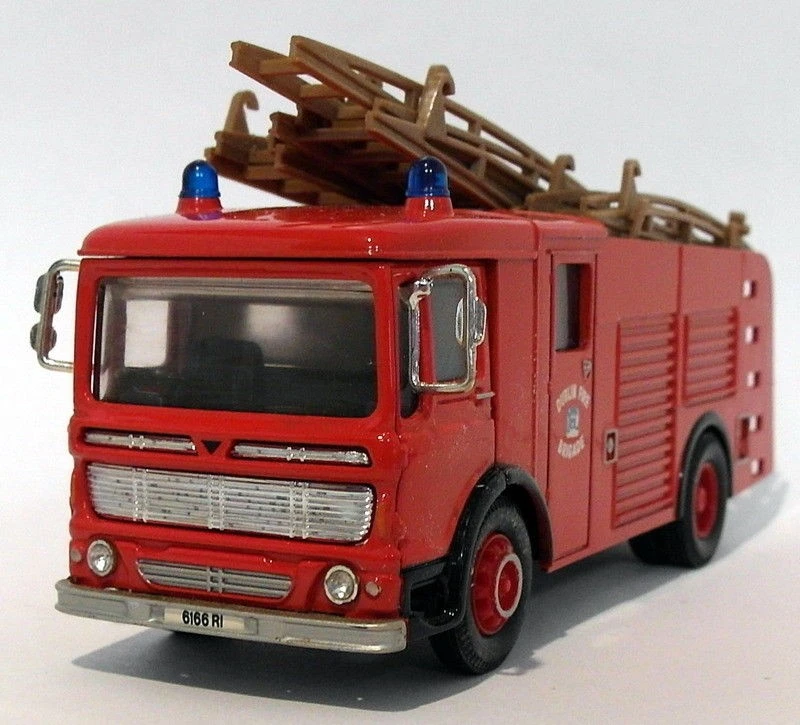 Corgi 1/50 Scale Diecast 97359 - ABC Water Tender Dublin - Image 2 of 4