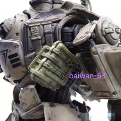 Play Arts Kai Atlas Titanfall Armor Robot Variable Statue Action