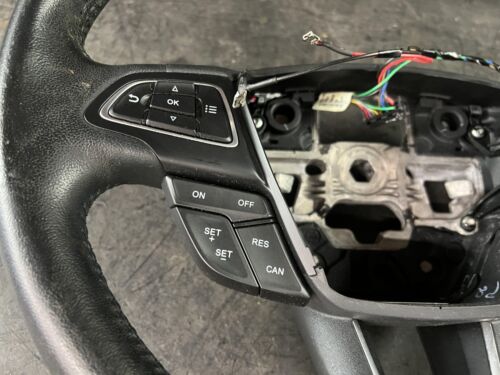 Volante Ford Ecosport 18-20 envuelto en cuero negro - Imagen 3 de 9