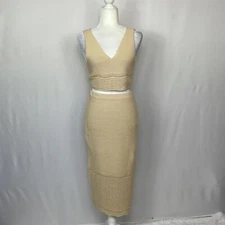 House Of Harlow 1960 Women's Two-Piece Knit Midi Skirt Set Size Small Cream NEW