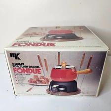 VTG New 2-Quart Porcelain Enamel Fondue Set Yellow M. Kamenstein 6 Fork  MCM NOS