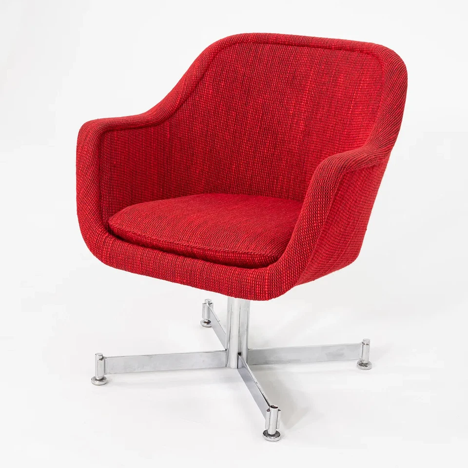 1970s Ward Bennett for Brickel Associates Bumper Swivel Armchair in Red Fabric - Image 2 of 4