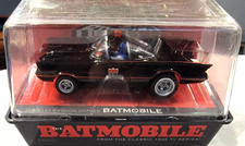 Auto World Batman Batmobile 1966 TV Series 4Gear 00185 HO Slot Car- Black/Red