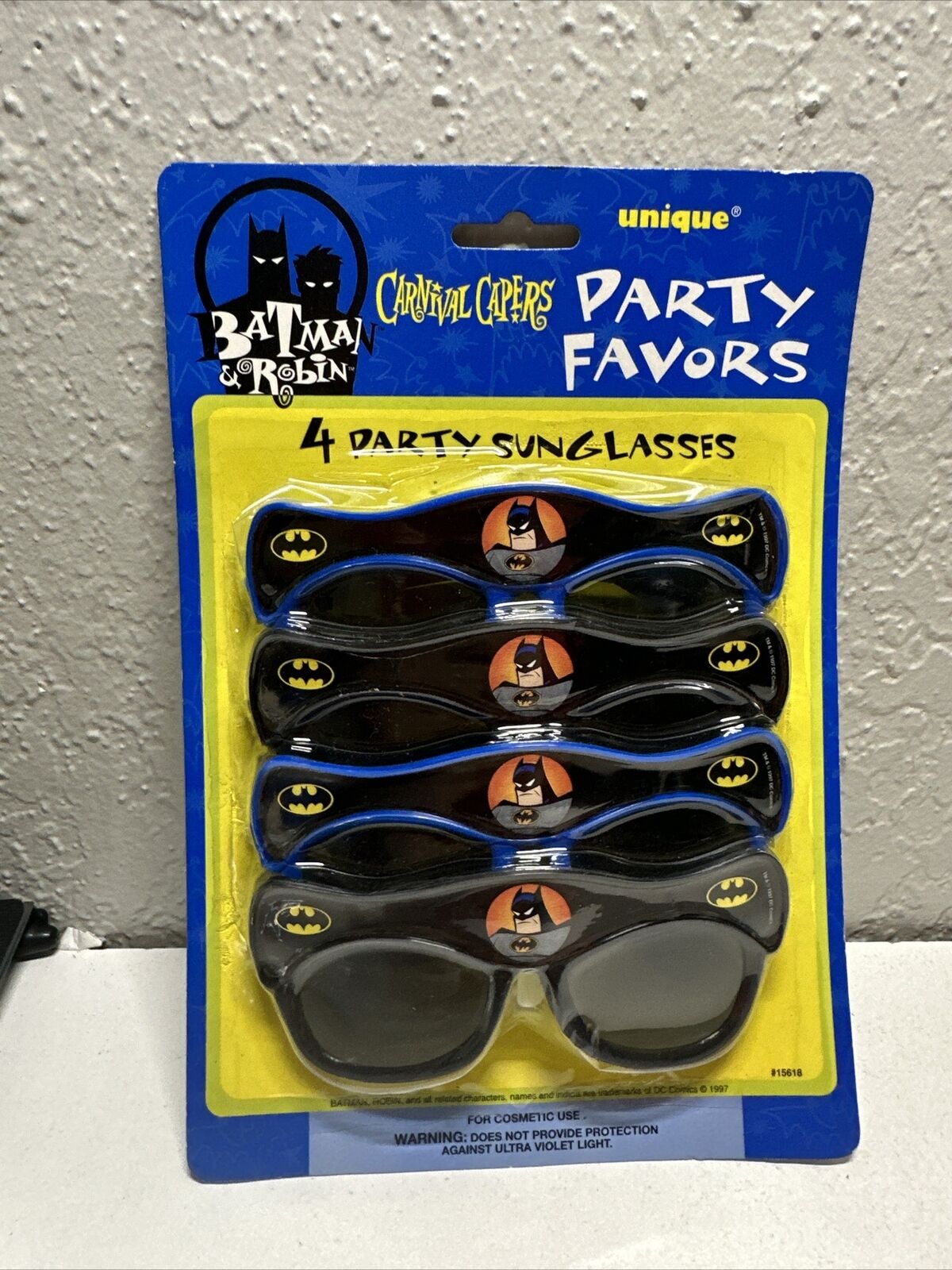 Batman Vintage 1982 Factory Sealed 4pk Favors Sun Glasses