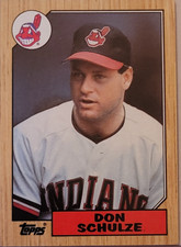 Don Schulze Topps 1987 #297, Rare Error Card Line Through Face NEAR MINT 